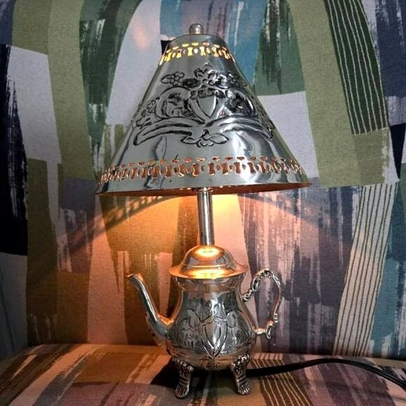 Vtg Rococo Style Silver Plated Metal Tea Pot Table Lamp Light With Ornate Shade - Picture 1 of 15